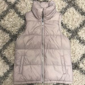 Old navy puffer vest